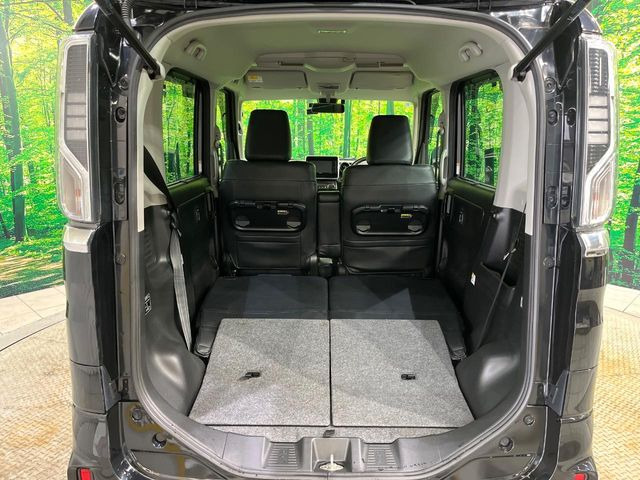 ���i�̂���������ʋ΁A���}���ɏ\���ȉ׎��X�y�[�X���m�ۂ��Ă���܂��B�Z�J���h�V�[�g��|���ƁA�傫�ȉו��̐ύڂ��\�ł���