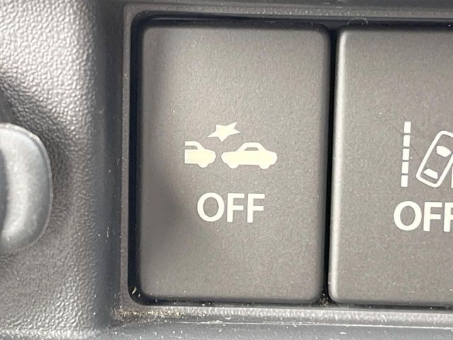 �y�X�Y�L �Z�[�t�e�B�T�|�[�g�z���s���ɑO���̎ԗ�����F�����A�Փ˂������Ȏ��͌x��ƃu���[�L�ŏՓˉ���Ɣ�Q�y�����A�V�X�g�B�����S�Ƀh���C�u�����y���݂��������܂��B