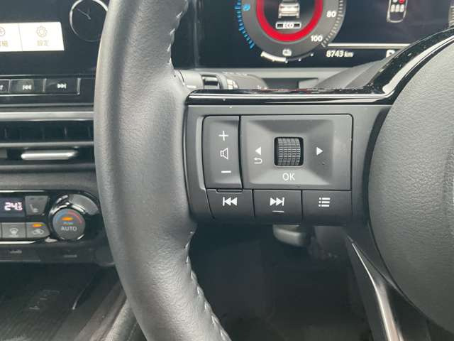 ノートオーラ1.2 G 90周年記念車