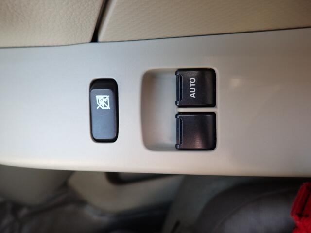 �O�Ȃ̑��̊J�͓d���ɂȂ�܂��̂ŁA�֗��ł���ˁB