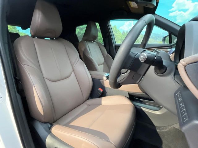 �y���烌�U�[�V�[�g�z����̂ӂ���肪�e�ՂŃ����e�i���X�����ȒP�ȁA�@�\���ɗD��鍇����v���̗p�����㎿�ȃV�[�g�ł��B����S�n���悭�A���������ӂ��S�n�ǂ��ԓ���Ԃ����o���Ă���܂��B