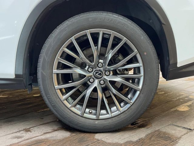 �y����20�C���`�A���~�z�C�[���z�O�ςɃ}�b�`���������A���~�z�C�[���𑕒����Ă���܂��B�e��ЊO�A���~�z�C�[����A�X�^�b�h���X�^�C�����戵�����Ă���܂��B���񂲑��k����������