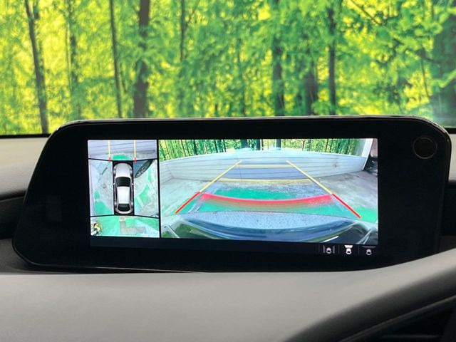 �y360&deg;�r���[���j�^�[�z��p�̃J�����ɂ��A�ォ�猩���낵���悤�Ȏ��_��360�x�N���}�̎��͂��m�F���邱�Ƃ��ł��܂������p�������m�F���₷���A�����ꏊ�ł̐؂�Ԃ��⒓�Ԃ��X���[�Y�ɍs���܂��B