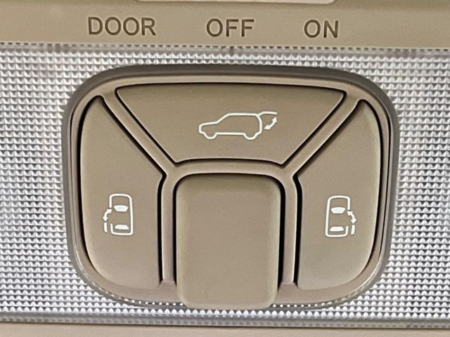 �y�����p���[�X���C�h�h�A�z�X�}�[�g�L�[��^�]�Ȃ̃X�C�b�`�Ō�ȗ����X���C�h�h�A�̊J���\���d��������͂����ăh�A���J����K�v�������A�����Ȃ��q�l�ł��ȒP�ɊJ���߂ł����K�ł���