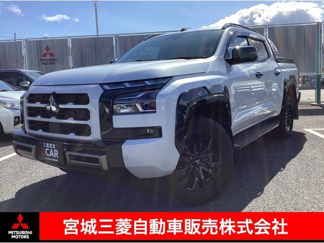 トライトン2.4 GSR ディーゼル 4WD