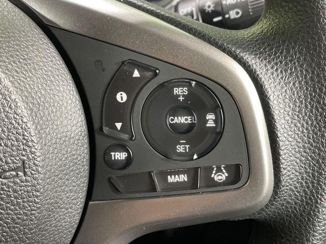 �y�A�_�v�e�B�u�N���[�Y�R���g���[���z�������H�ł̒��������s���y��!!�����ő��x��ۂN���[�Y�R���g���[�����A�Փˌy���V�X�e���ƘA�g���A�O���̎ԗ������m���ĎԊԂ�ۂ悤�ɑ��x���߂��Ă���܂�!!