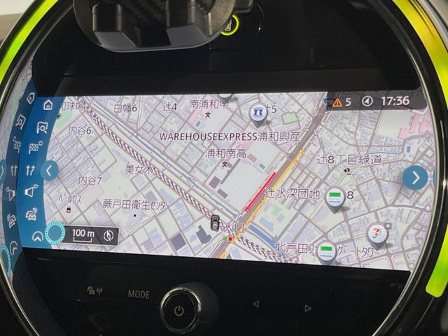 �������i�r:��̊��̂���i�r�́A����������ԓ������o���Ă���܂��B�I�[�f�B�I�@�\���[�����Ă���܂��̂ŁA�^�]�����y���߂܂���