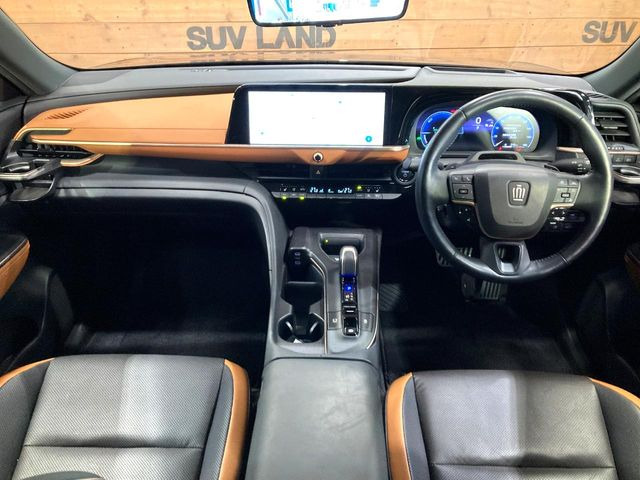 クラウンクロスオーバー