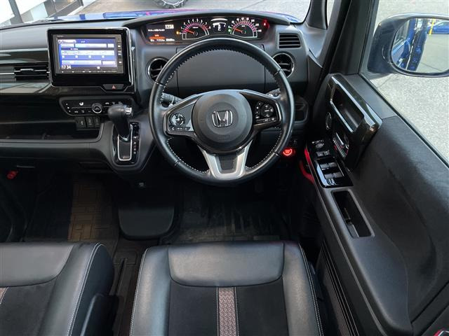 N-BOXカスタムG EX ターボ ホンダセンシング 4WD