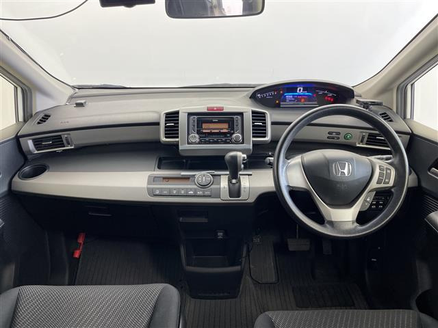 フリードハイブリッド1.5 ジャストセレクション