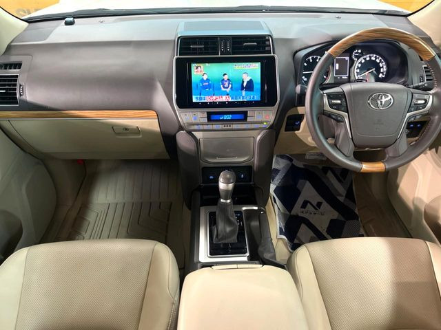 グループ総在庫数約30,000台!!全国の系列店からメーカー・車種問わずご紹介出来るので、あなたにピッタリのお車が見つかるはずです♪まずはお問い合わせ下さい☆