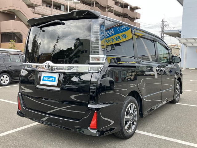 ヴォクシー2.0 ZS 煌III