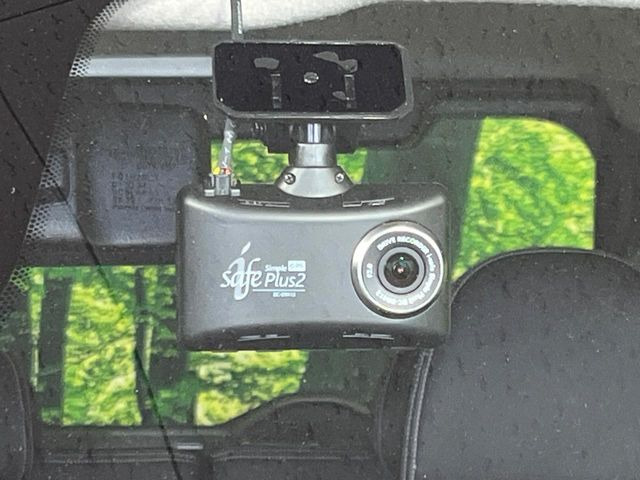 �y�h���C�u���R�[�_�[�z�h���C�u���R�[�_�[����!���s���͂������A������^�]�⎖�̂ɑ��������ہA�f���ŋL�^���A����̃��X�N�ɔ����܂��B���L�^�pSD�J�[�h�͂��q�l�����g�ł��������������K�v������܂��B