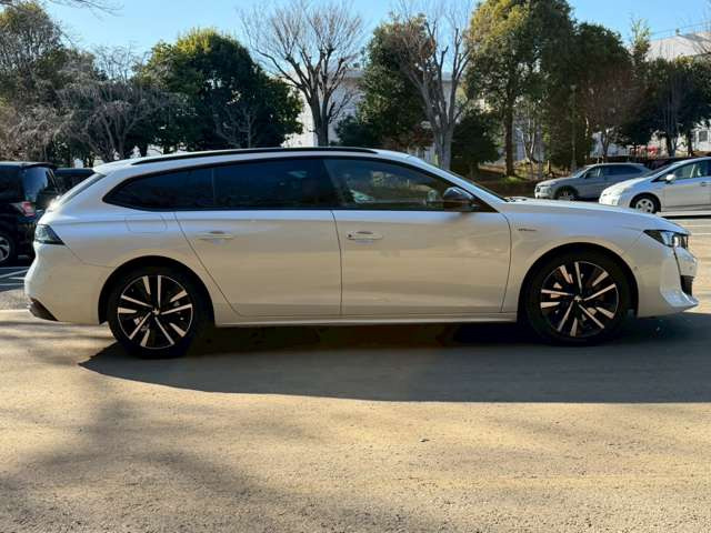 ���X�݌ɂ͊O���A�����N���[�j���O��ɓW�����A�����Ď��̏C�����̗L���A���[�^�[��������̗L������O�ҋ@�ւɂ�錟����S����{���Ă���܂��B�Ԍ��A�����A����h�������ЂőΉ��ł��܂��̂ł����S���������B