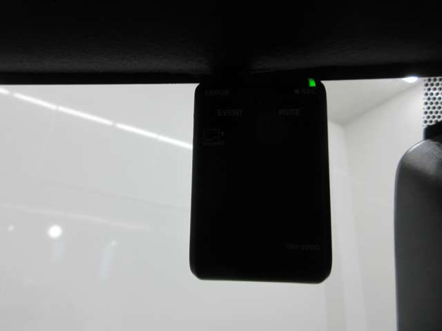 N-VAN e:e: ファン