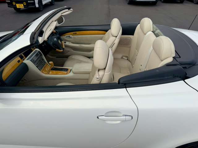 �C�ɂȂ邨�Ԃ�����܂�����E�̓d�b�ԍ����璼�ڂ��X�ɂ��₢���킹���������B�x�����@����ԗ����A��Ԃ܂łȂ�ł������������Ē����܂��B�X�^�b�t�ꓯ���A�����҂����Ă���܂��B