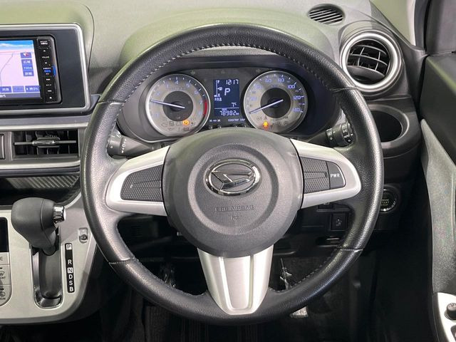 �y�����v�����X�e�A�����O�z�㎿�Ȋv���g�p���邱�ƂŁA��ɂ����������݂ƂĂ��^�]���₷���n���h���ł���