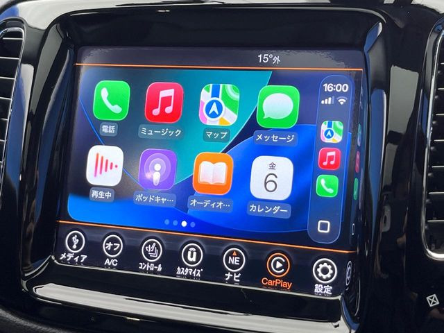 ��Apple Car Play:�X�}�z�Ƃ̗L���ڑ��ŁA�i�r�E�I�[�f�B�I�Đ��ȂǃX�}�z�̃A�v���@�\����ʂł��g����֗��@�\�ł�!