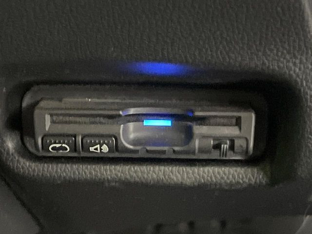 【ETC】高速道路の料金所をストレスなく通過!話題のスポットやサービスエリアに多い「スマートIC」利用時は必須のアイテムです。当店でセットアップを実施、ご納車当日からすぐにご利用いただけます!