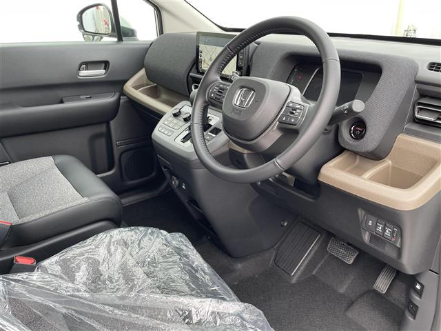 フリード1.5 e:HEV エアー EX