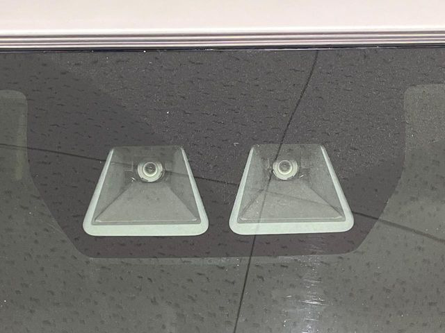 �y�X�}�[�g�A�V�X�g�z���s���ɑO���̎ԗ�����F�����A�Փ˂������Ȏ��͌x��ƃu���[�L�ŏՓˉ���Ɣ�Q�y�����A�V�X�g�B�����S�Ƀh���C�u�����y���݂��������܂��B