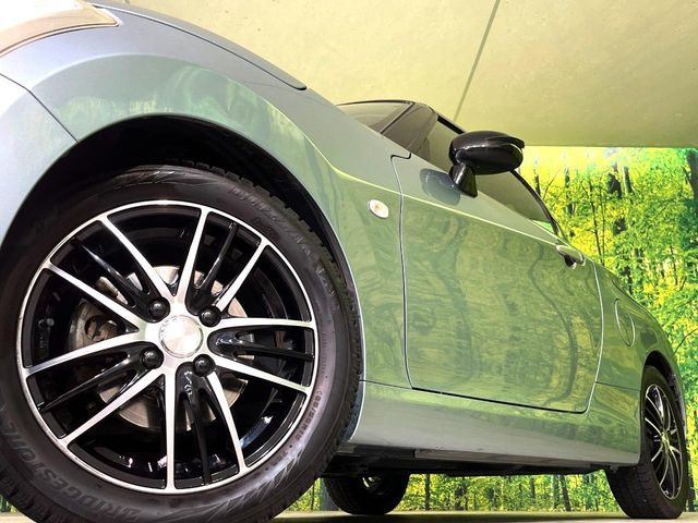 �y15�C���`�A���~�z�C�[���z�O�ςɃ}�b�`�����A���~�z�C�[���𑕒����Ă���܂��B�e��A���~�z�C�[����A�X�^�b�h���X�^�C�����戵�����Ă���܂��B���񂲑��k����������