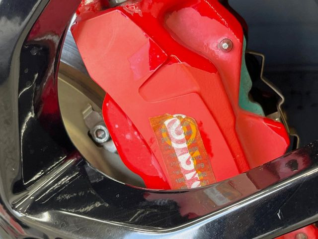 �y�u�����{���L�����p�[�z�n�C�p���[�ԗ��ɂ͋��͂ȃu���[�L���K�{!���E�̃X�[�p�[�J�[�ɂ��̗p�����C�^���A�̍������[�J�[�u�u�����{�v�𑕒�!�F�N�₩�ȃL�����p�[���X�|�[�e�B�Ȉ�ۂ��������Ă܂���