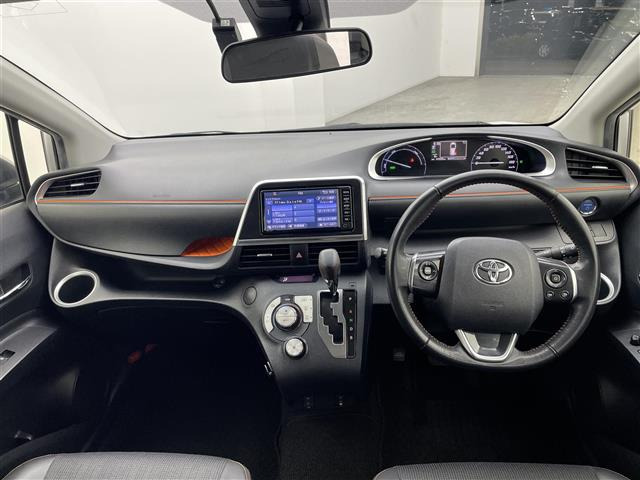 シエンタ1.5 G クエロ