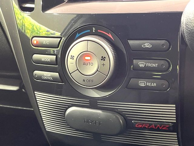 �y�I�[�g�G�A�R���z��x���D�݂̉��x�ɐݒ肷��΁A�ԓ��̉��x�����m�����ʂ≷�x�������Œ����B����&hellip;����&hellip;�Ɖ��x���X�C�b�`���������K�v�͂���܂���B���K�Ȏԓ���Ԃɂ͕K�{�̋@�\�ł��ˁ�