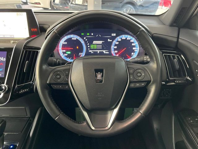 �y�����v�����X�e�A�����O�z�㎿�Ȋv���g�p���邱�ƂŁA��ɂ����������݂ƂĂ��^�]���₷���n���h���ł���