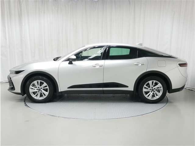 クラウンクロスオーバー2.4 RS アドバンスト E-Four advanced 4WD