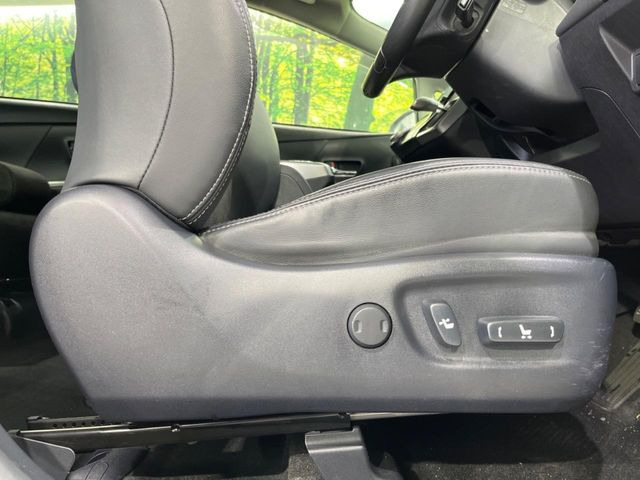 【パワーシート】スイッチ一つで簡単にシートの微調整が可能!電動だから力もいりません!快適なシートポジションにセットして、快適なドライブをお楽しみください。