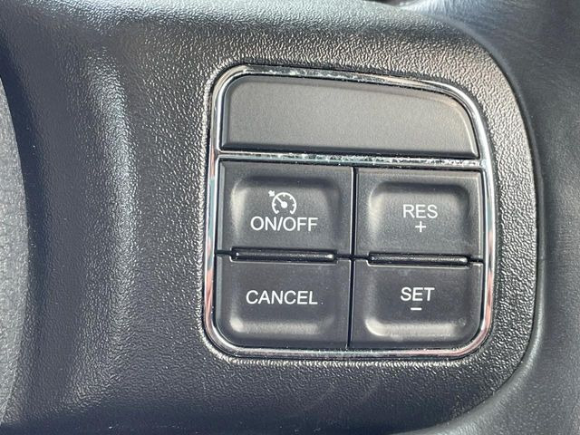 ���I�[�g�N���[�Y�R���g���[��:�������H�⎩���Ԑ�p���H���ɂāA�葬���q���\�ƂȂ�֗��ȋ@�\�ł��B�������ړ��̍ۂł����ɂ����֗��ɂ��g�����������܂���