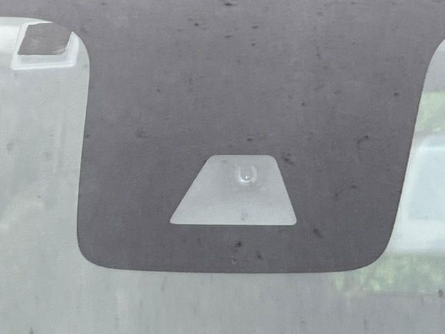 �y�O�He-Assist�z���s���ɑO���̎ԗ�����F�����A�Փ˂������Ȏ��͌x��ƃu���[�L�ŏՓˉ���Ɣ�Q�y�����A�V�X�g�B�����S�Ƀh���C�u�����y���݂��������܂��B