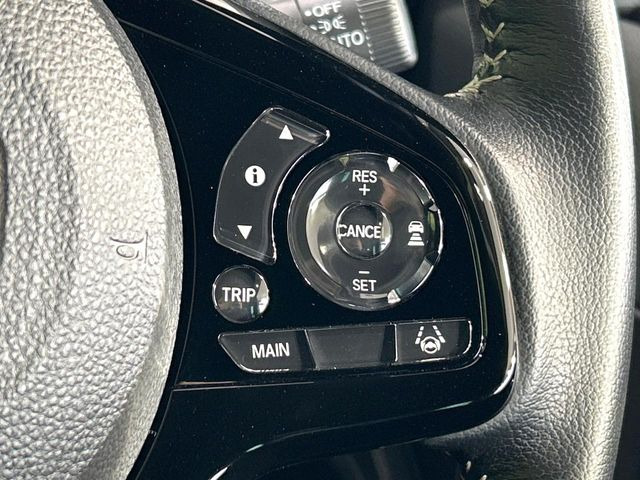 �y�A�_�v�e�B�u�N���[�Y�R���g���[���z�������H�ł̒��������s���y��!!�����ő��x��ۂN���[�Y�R���g���[�����A�Փˌy���V�X�e���ƘA�g���A�O���̎ԗ������m���ĎԊԂ�ۂ悤�ɑ��x���߂��Ă���܂�!!