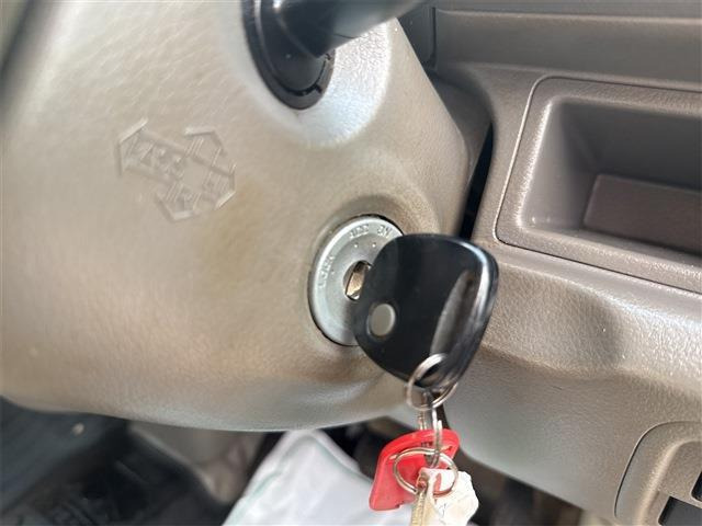 �S�������̔��\�ł�!�����̂��q�l�ɂ͏��ނȂǗX���őΉ������Ă��������Ă���܂��B�f�ډ摜�̂ق��A���v�]�ӏ��̉摜���z�M�������܂������C�y�ɂ��₢���킹��������!�����̔��̎��т������������܂��B