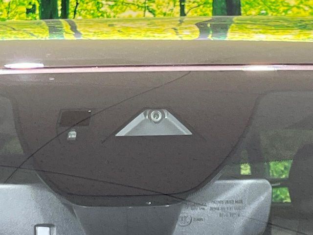 �y�X�}�[�g�u���[�L�T�|�[�g�z���s���ɑO���̎ԗ�����F�����A�Փ˂������Ȏ��͌x��ƃu���[�L�ŏՓˉ���Ɣ�Q�y�����A�V�X�g�B�����S�Ƀh���C�u�����y���݂��������܂��B