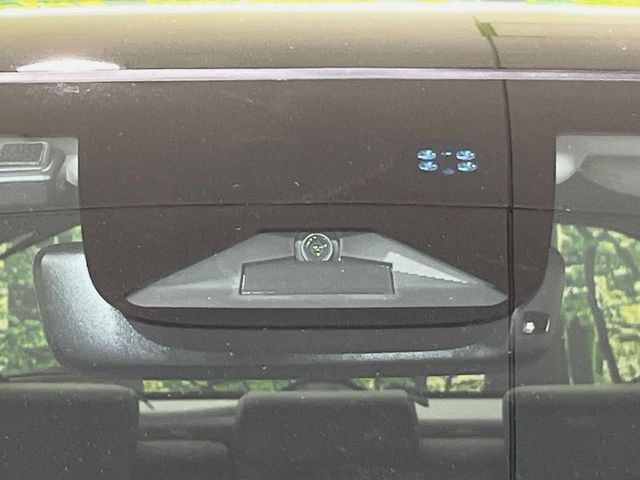 �y�z���_�Z���V���O�z���s���ɑO���̎ԗ�����F�����A�Փ˂������Ȏ��͌x��ƃu���[�L�ŏՓˉ���Ɣ�Q�y�����A�V�X�g�B�����S�Ƀh���C�u�����y���݂��������܂��B