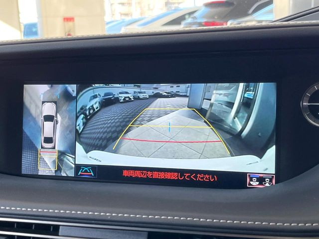 �y�p�m���~�b�N�r���[���j�^�[�z��p�̃J�����ɂ��A�ォ�猩���낵���悤�Ȏ��_��360�x�N���}�̎��͂��m�F���邱�Ƃ��ł��܂������p�������m�F���₷���A�����ꏊ�ł̐؂�Ԃ��⒓�Ԃ��X���[�Y�ɍs���܂��B