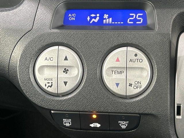 �y�I�[�g�G�A�R���z��x���D�݂̉��x�ɐݒ肷��΁A�ԓ��̉��x�����m�����ʂ≷�x�������Œ����B����&hellip;����&hellip;�Ɖ��x���X�C�b�`���������K�v�͂���܂���B���K�Ȏԓ���Ԃɂ͕K�{�̋@�\�ł��ˁ�