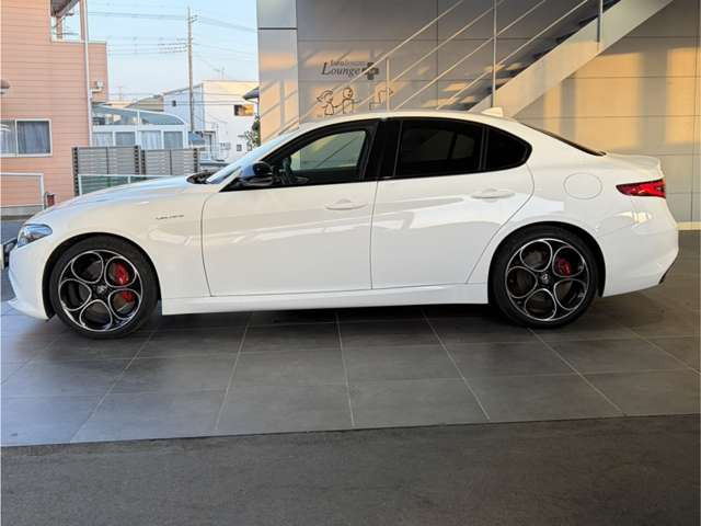 ジュリア2.0 ターボ ヴェローチェ