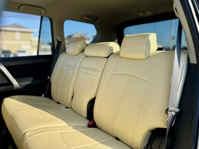 お電話・メールにてご質問・ご相談などお気軽にしてください^^もちろんご来店していただき、直接お車をご覧になってください。試乗もご対応させていただきますので、スタッフ一同お待ちしております。