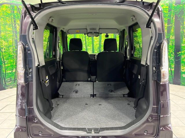 ���i�̂���������ʋ΁A���}���ɏ\���ȉ׎��X�y�[�X���m�ۂ��Ă���܂��B�Z�J���h�V�[�g��|���ƁA�傫�ȉו��̐ύڂ��\�ł���