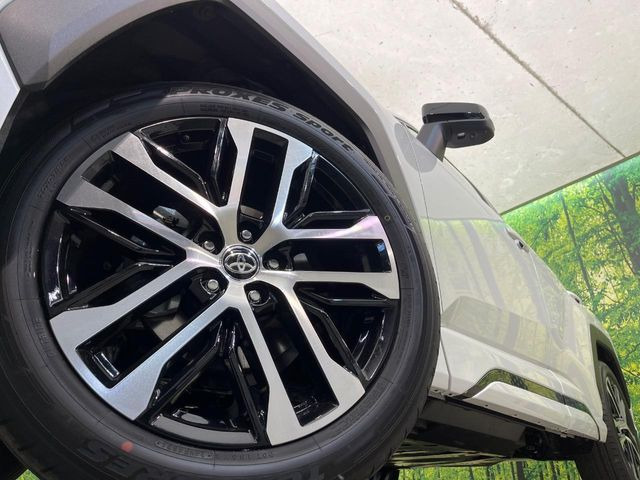 �y����20�C���`�A���~�z�C�[���z�O�ςɃ}�b�`���������A���~�z�C�[���𑕒����Ă���܂��B�e��ЊO�A���~�z�C�[����A�X�^�b�h���X�^�C�����戵�����Ă���܂��B���񂲑��k����������