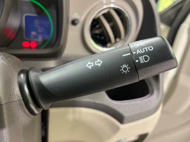 �y�I�[�g���C�g�z����̖��邳�ɉ����Ď����Ńw�b�h���C�g�̓_���E�������ł���@�\�ł�!���C�g�̕t���Y��E�����Y��Ȃǂ������Ȃ�A�J�̓���[���̑��s�����S!�g���l���ʉߎ����֗��ł��ˁ�