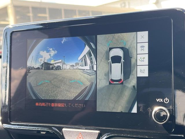 �y�p�m���~�b�N�r���[���j�^�[�z��p�̃J�����ɂ��A�ォ�猩���낵���悤�Ȏ��_��360�x�N���}�̎��͂��m�F���邱�Ƃ��ł��܂������p�������m�F���₷���A�����ꏊ�ł̐؂�Ԃ��⒓�Ԃ��X���[�Y�ɍs���܂��B