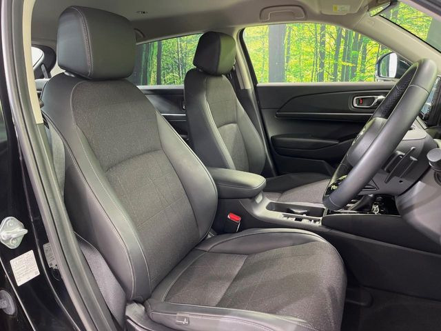 �y�n�[�t���U�[�V�[�g�z�������ƍ���S�n�𗼗������l�C�̃V�[�g���w�ʁE���ʂ̃t�@�u���b�N�f�ނ́A�ʋC���̗ǂ��⊊��ɂ����ɗD��Ă��܂��B�C���╞���ɍ��E���ꂸ���K�ɂ���肢�������܂��B