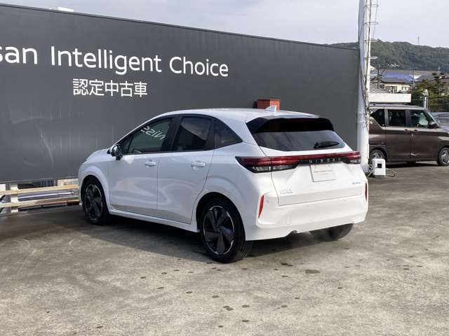 ノートオーラ1.2 G レザーエディション