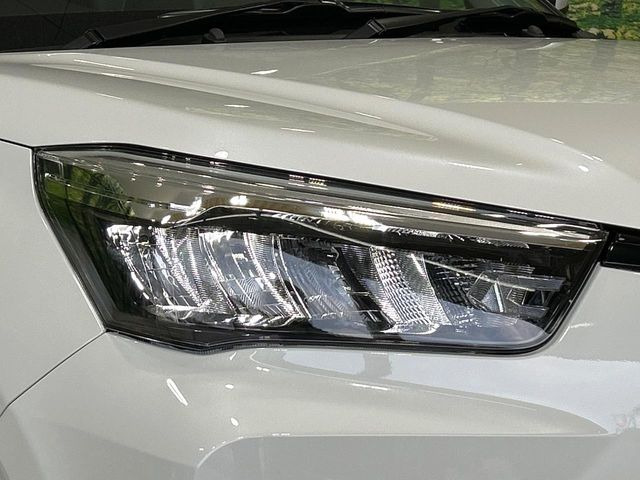 �yLED�w�b�h���C�g�z���V����ԑ��s�����ǍD�Ȏ��E���m�ۂ����S���ĉ^�]�ł��鍂�P�xLED�w�b�h���C�g�𑕔�!�_�����x�������A����d�͂��}�����Ă��܂��B