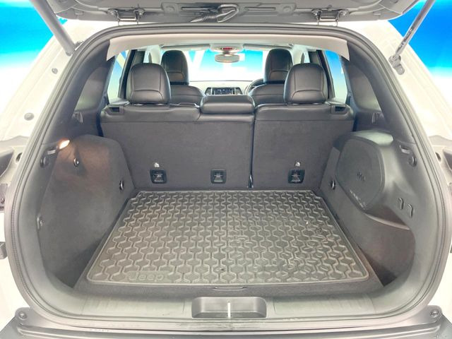 ���g�����N���[��:����L������e�X�y�[�X!���ꂾ���̍L��������΂��������⃌�W���[�Ȃǂɂ��œK�ł�!�g�p�������Ȃ����ꂢ�ȏ�Ԃ��ێ����Ă���܂��B